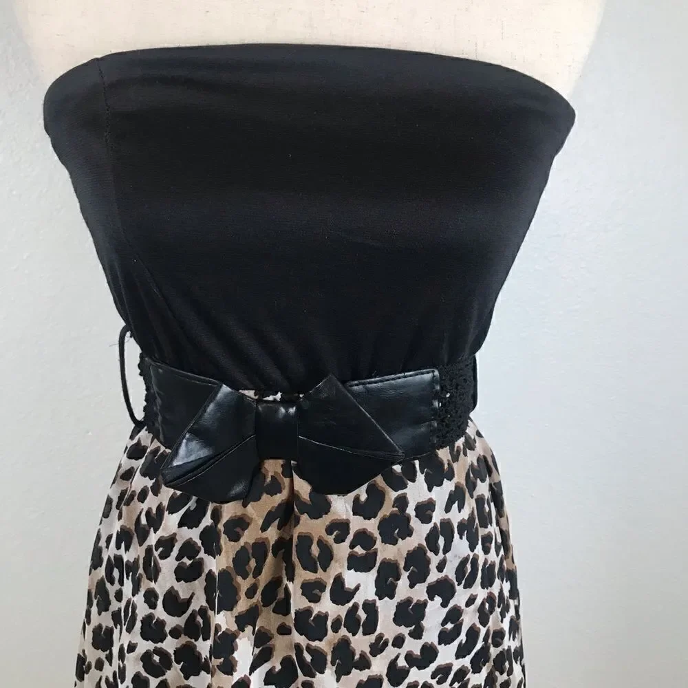 ‎Vintage Y2K strapless bow embellished belted Hi/low leopard print mini dress